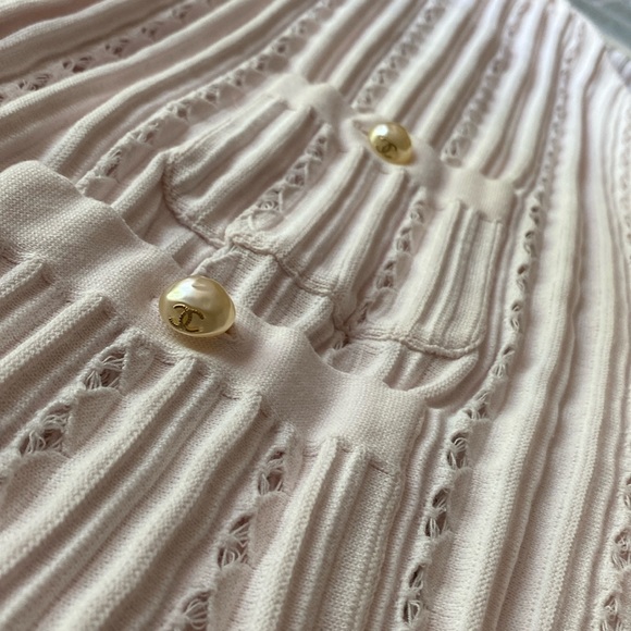 Chanel Coco logo Pearl Button Knit Cardigan, size fits S/M - Picture 5 of 10